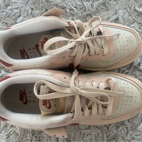 Shoes - Picture 1 of 9